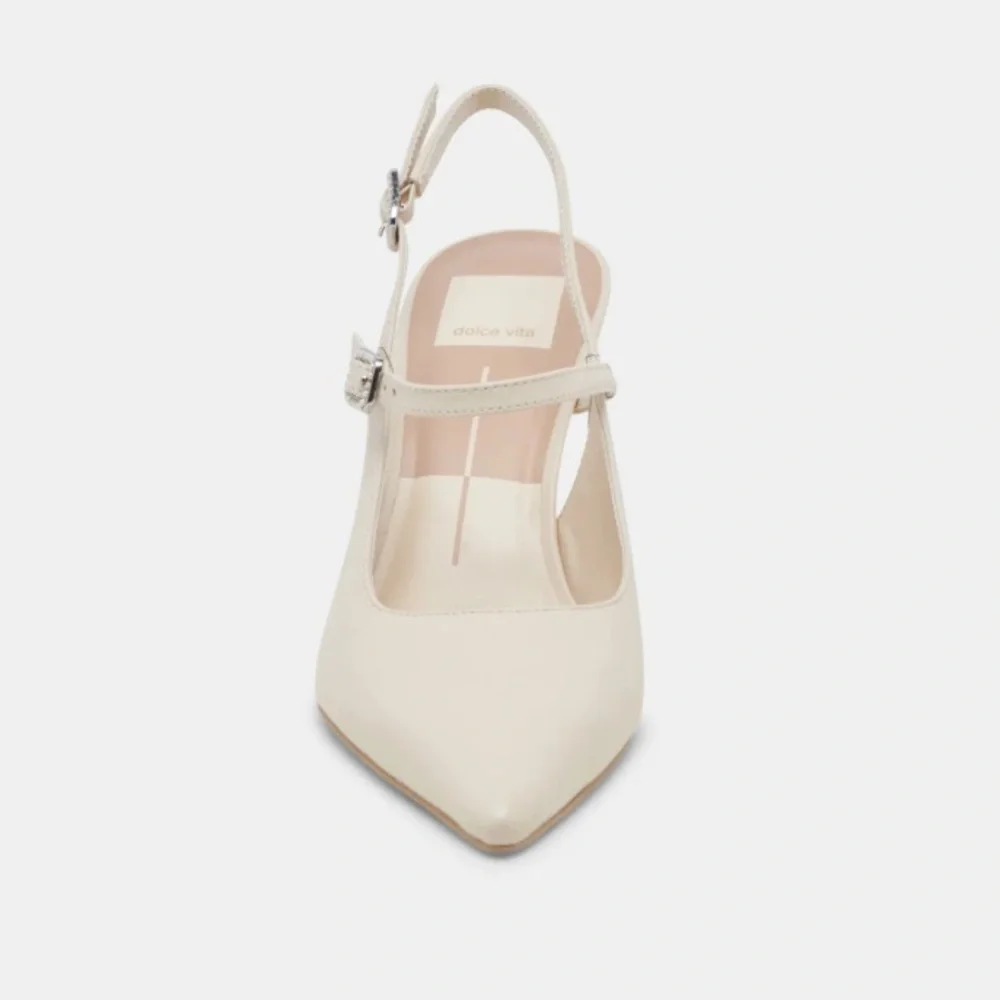 ☀️NEW Dolce Vita Kellen Heels in Ivory Leather. Size: 7.5 - Picture 6 of 16